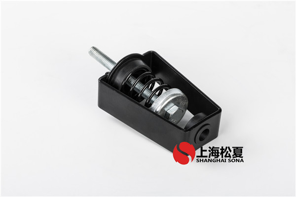 安裝動臂彈簧減震器時必須注意什么？